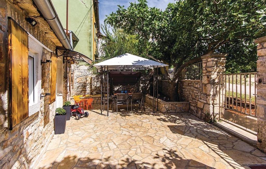 Holiday House Carpe Diem Pula Exterior foto